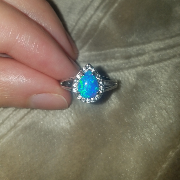 Fragrant Jewels Jewelry - 🔥Opal Ring Size 5 NWOT🔥